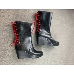 Hunter Women's 7 Black Verbier Wedge Boots Red Lace Up Rubber Rain